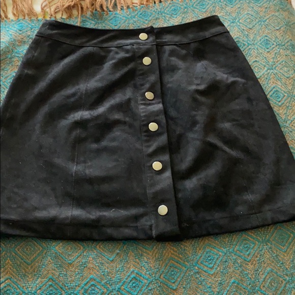 Black velvet button up skirt - Picture 1 of 3